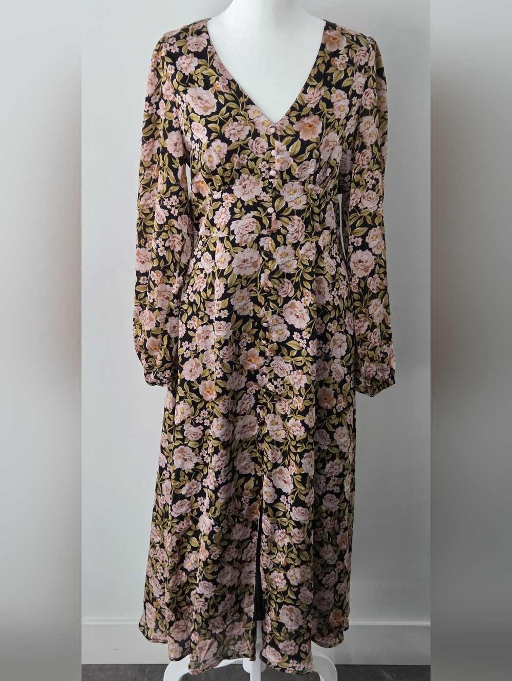 MINKPINK Black Floral V-Neck Long Sleeve Midi Dress